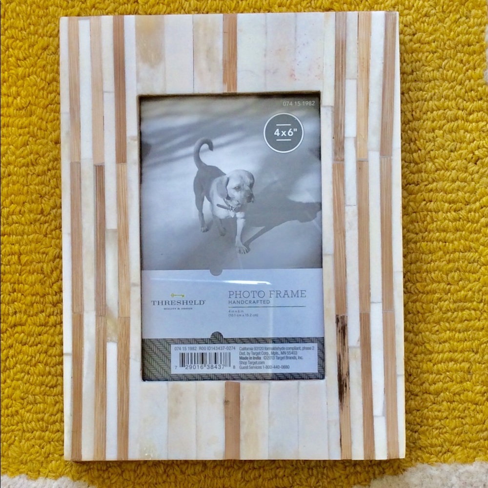 Frame for pictures